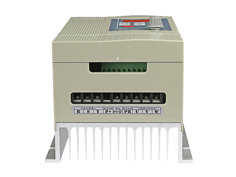 4000H通用變頻器，變頻器三相380V，變頻器廠家，電機(jī)變頻器
